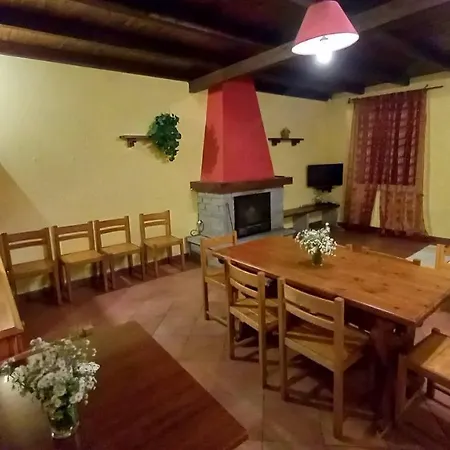 Vallemaira House Gran 12 Posti Letto In Exclusiva Da 2 Persone בית נופש