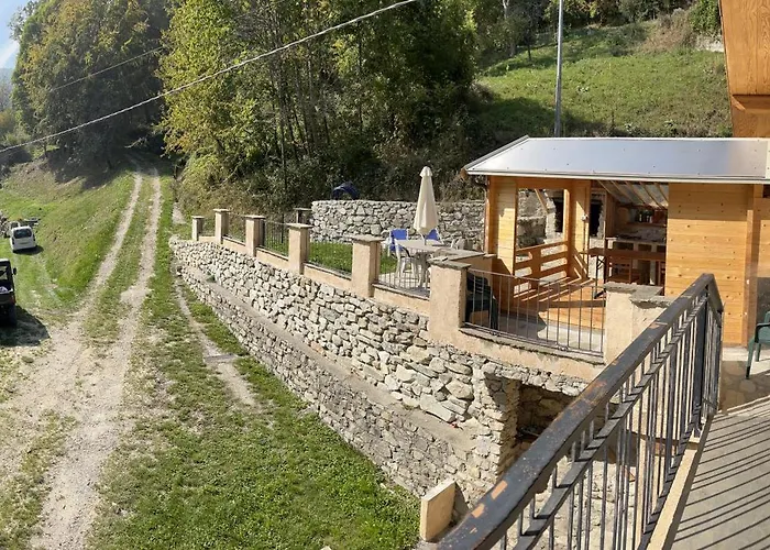 Vallemaira House Gran 12 Posti Letto In Exclusiva Da 2 Persone Дом отдыха San Damiano Macra